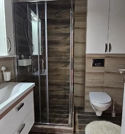 Vrnjacki Lux Free Parking Garage Lejlighed *