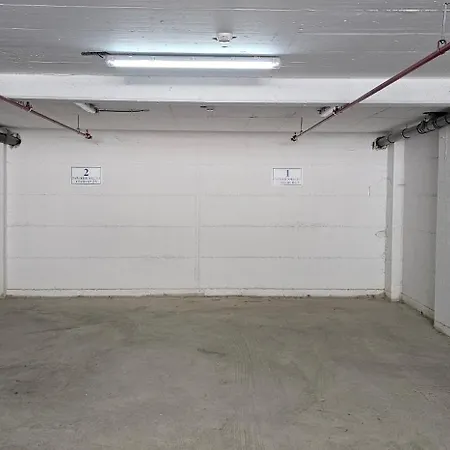 Vrnjacki Lux Free Parking Garage Vrnjačka Banja