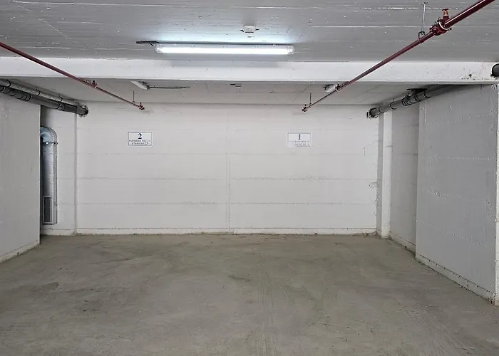 Vrnjacki Lux Free Parking Garage Vrnjačka Banja